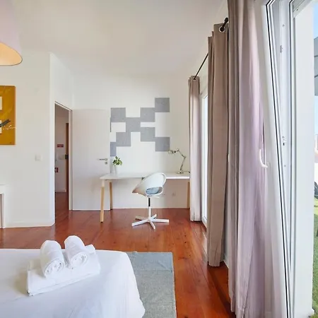 The Terrace In 4brm Apartment Lisbon